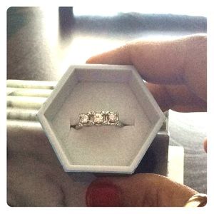 Vintage diamond ring